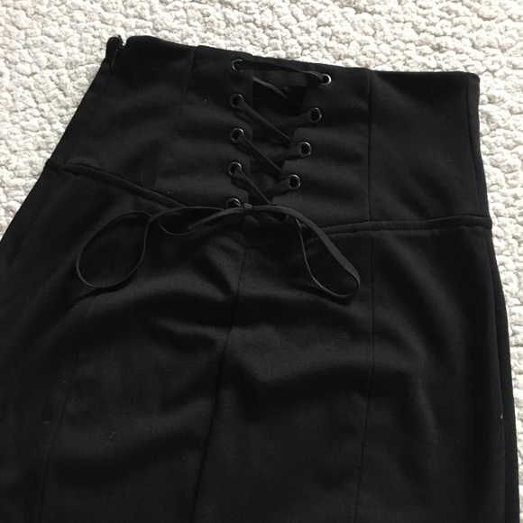 Guess Lace up Side Zipper Pencil Skirt Small - Picture 3 of 4
